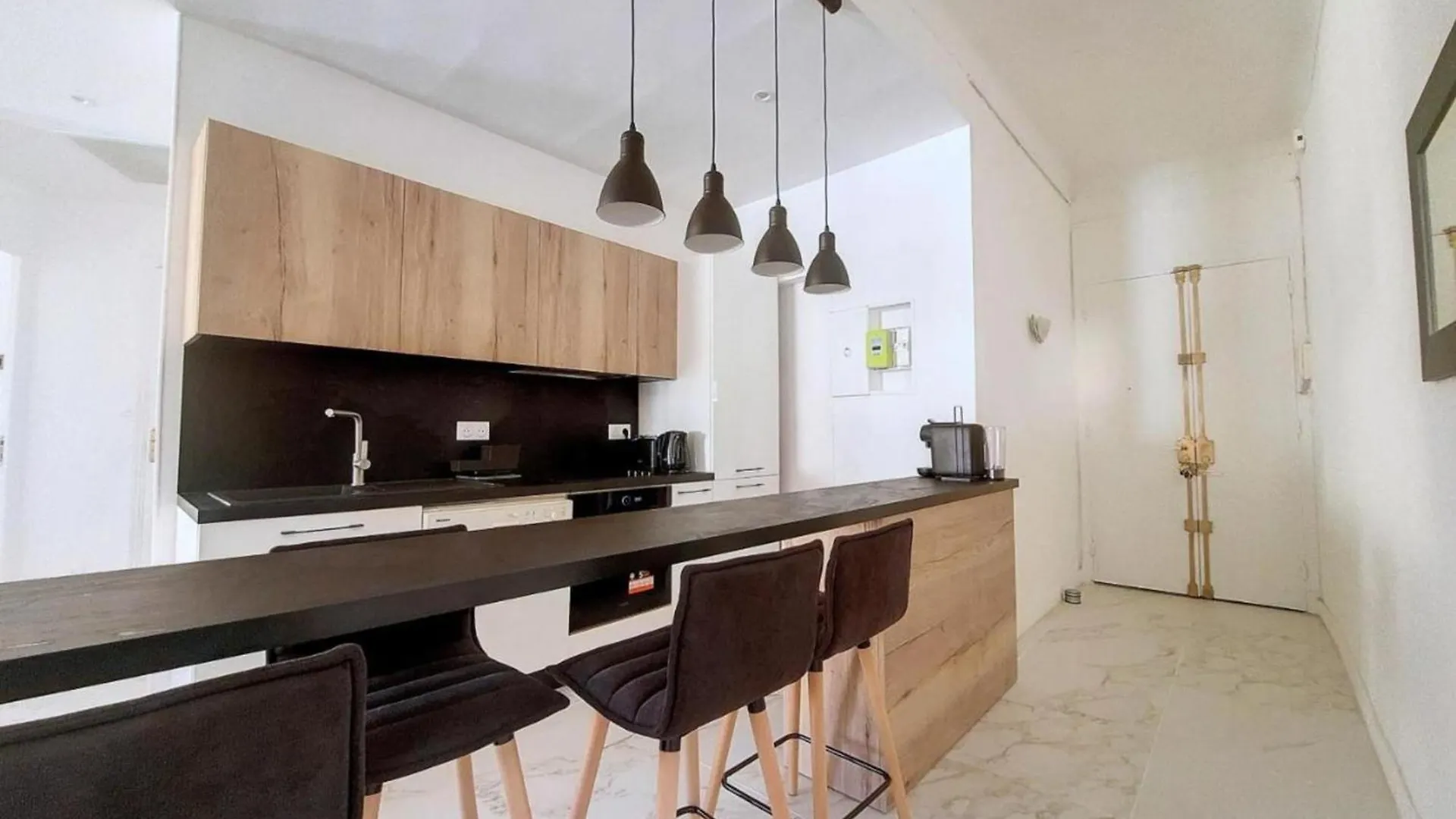 Bright Air-Conditioned Flat In The City Centre Nice